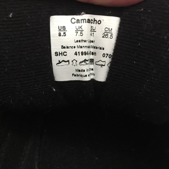 mochi chappals for men's